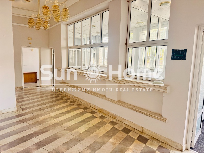 Дава под наем ОФИС, гр. Свиленград, област Хасково, снимка 2 - Офиси - 52381518