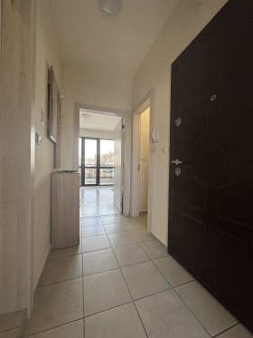 2-стаен град Варна, Операта 9