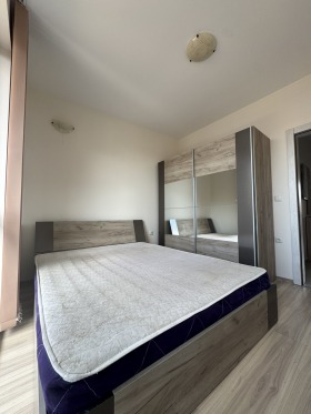 2-стаен град Варна, Операта 6