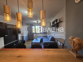 Дава под наем  4-стаен, град София