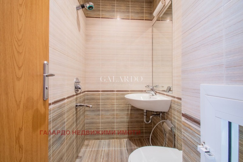 K pronájmu  2 ložnice Sofia , Oborište , 130 m2 | 77413682 - obraz [15]
