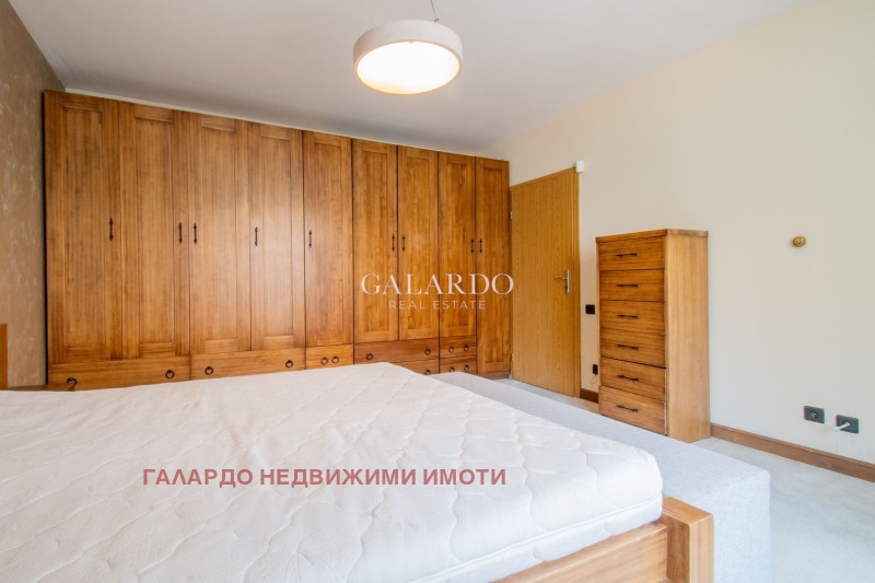 K pronájmu  2 ložnice Sofia , Oborište , 130 m2 | 77413682 - obraz [10]