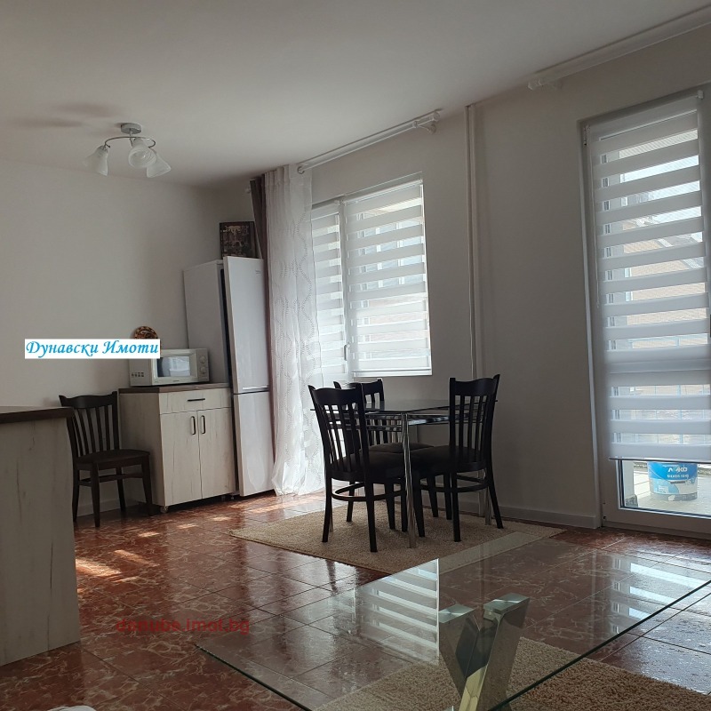 För uthyrning  1 sovrum Ruse , Jalta , 74 kvm | 22667261 - bild [5]