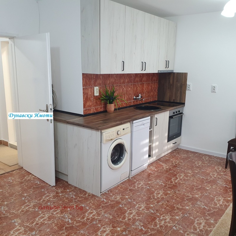 För uthyrning  1 sovrum Ruse , Jalta , 74 kvm | 22667261 - bild [6]