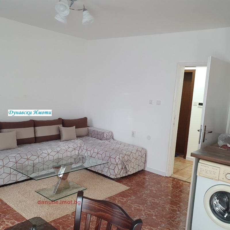 För uthyrning  1 sovrum Ruse , Jalta , 74 kvm | 22667261 - bild [4]