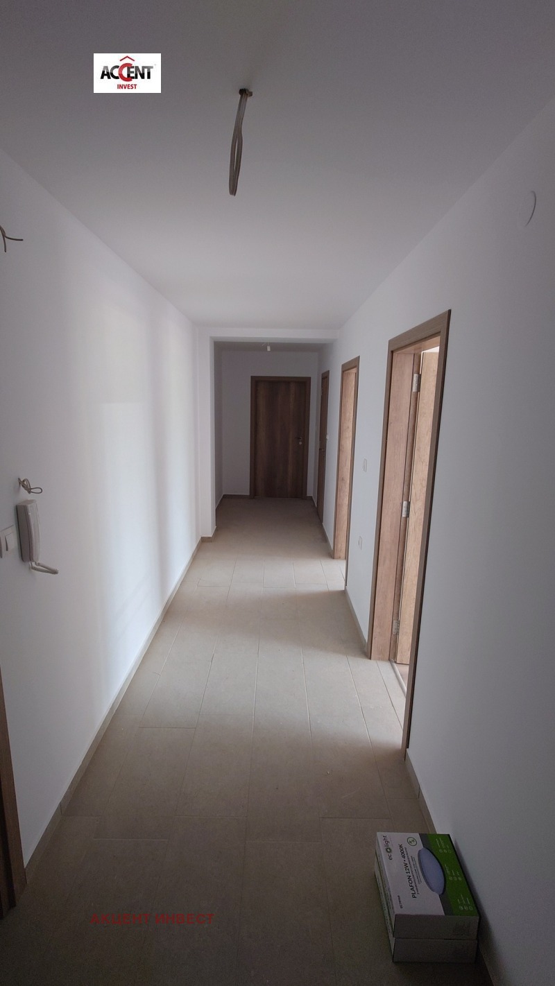 Do wynajęcia  Biuro Warna , Pobeda , 144 mkw | 34826693 - obraz [4]