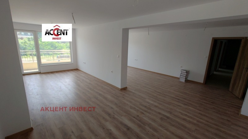 Do wynajęcia  Biuro Warna , Pobeda , 144 mkw | 34826693 - obraz [6]