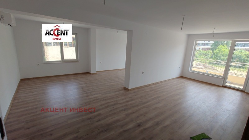 Do wynajęcia  Biuro Warna , Pobeda , 144 mkw | 34826693 - obraz [8]