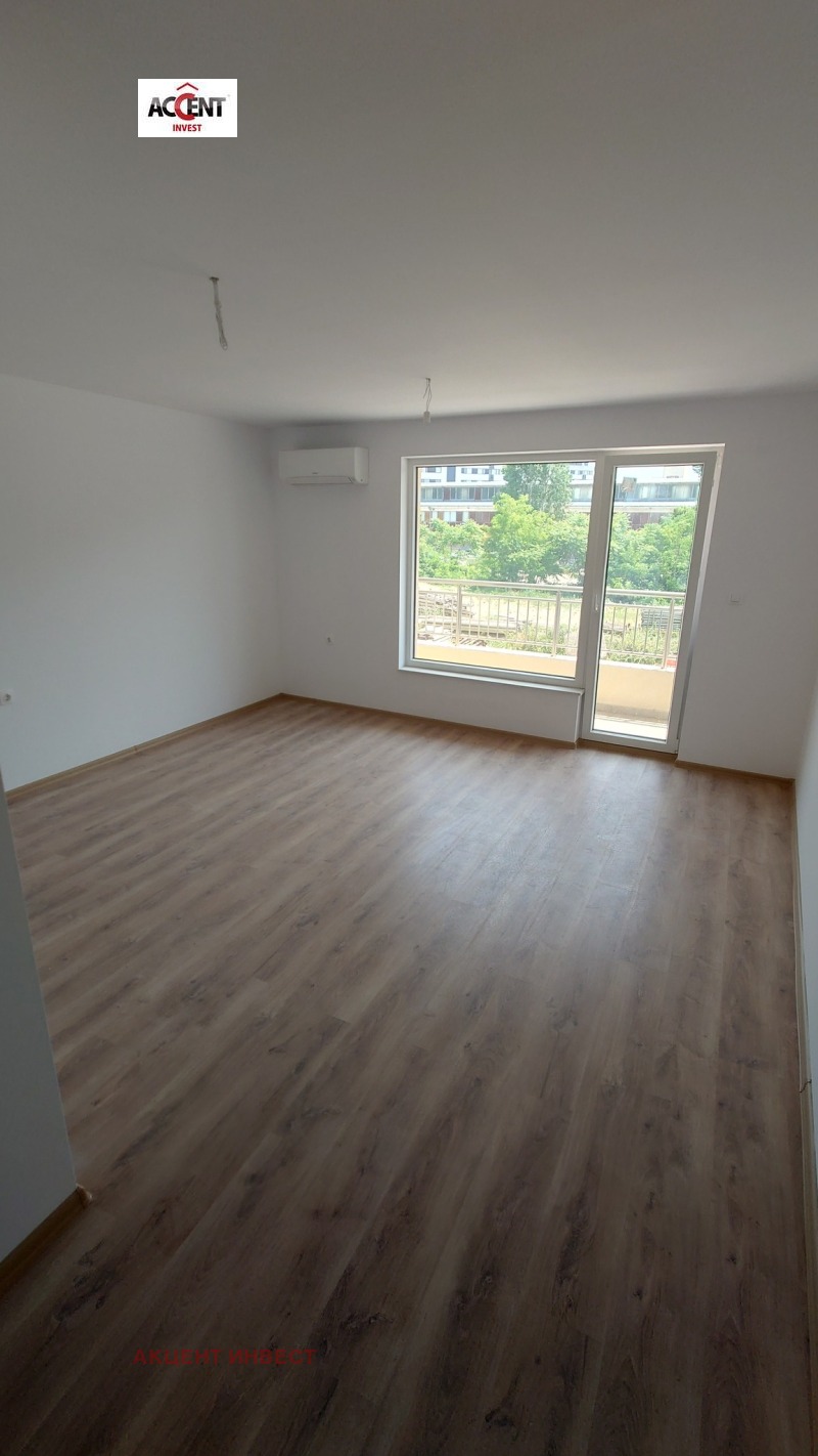 Do wynajęcia  Biuro Warna , Pobeda , 144 mkw | 34826693 - obraz [2]