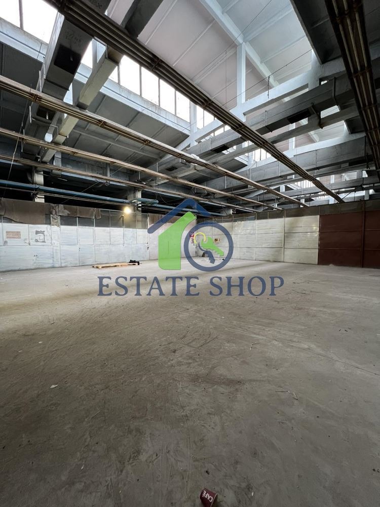 För uthyrning  Industribyggnad Plovdiv , Industrialna zona - Iztok , 206 kvm | 27523224 - bild [2]