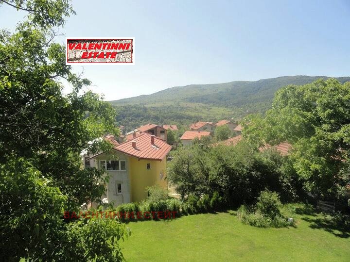 Te huur  2 slaapkamers Sofia , Knjazjevo , 100 m² | 98098630