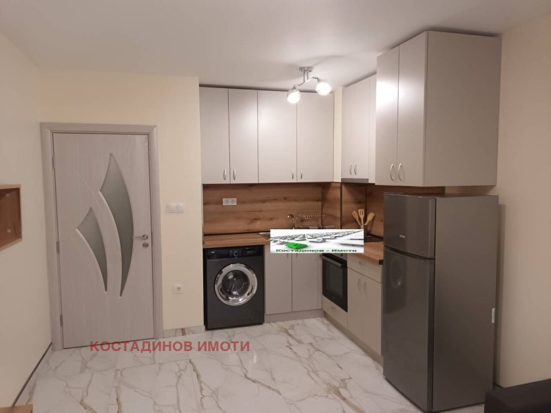 A louer  1 chambre Plovdiv , Kyutchouk Parij , 55 m² | 10081038