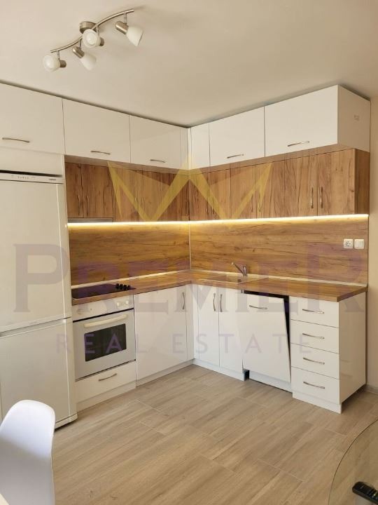 Дава под наем 3-СТАЕН, гр. Варна, Лятно кино Тракия