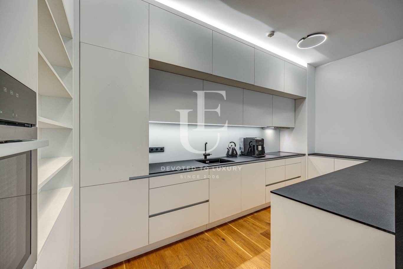 Дава под наем 3-СТАЕН, гр. София, Бояна, снимка 4 - Апартаменти - 54226362