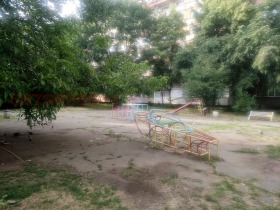 ���� ��� ���� 3-����� | Imot.bg � ����� ������ 12