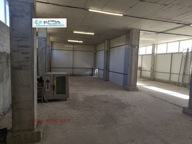 Te huur  Opslag Sofia , Volujak , 175 m² | 21160160 - afbeelding [2]