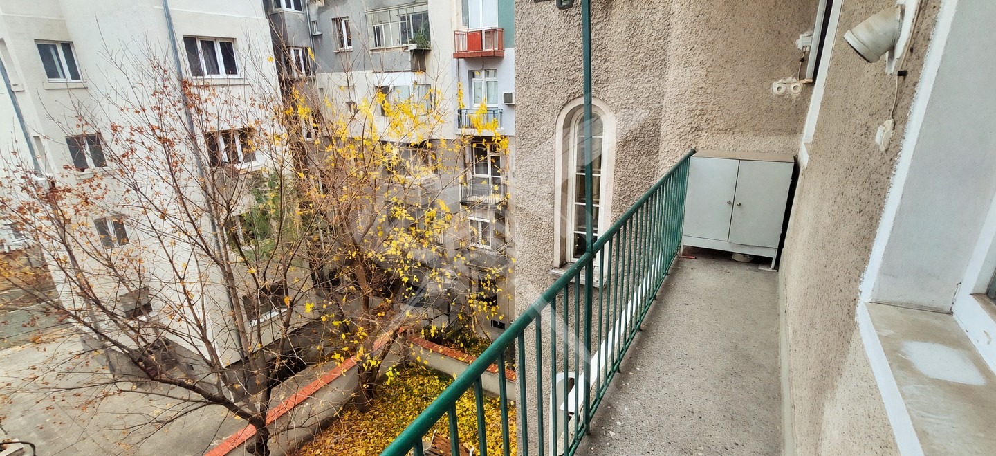 Дава под наем 3-СТАЕН, гр. София, Център, снимка 8 - Апартаменти - 56218386
