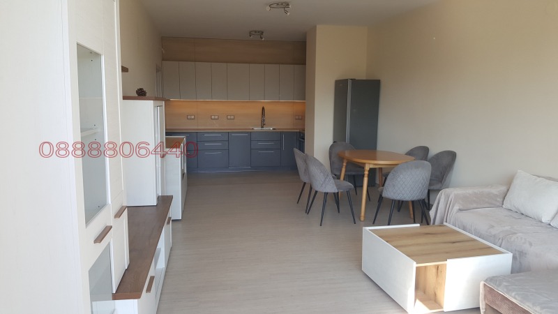 Para alugar  3 quartos Sofia , Poduiane , 139 m² | 73473311