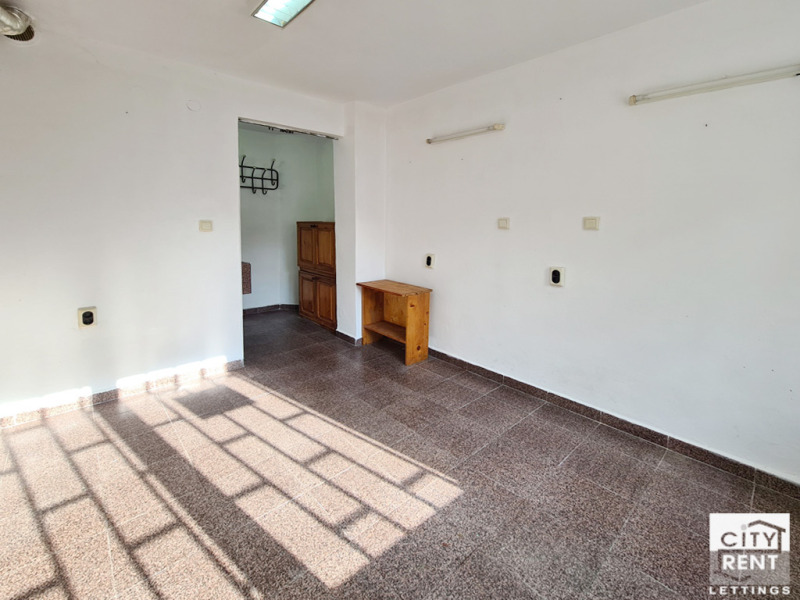 Te huur  Kantoor Veliko Tarnovo , Kolju Fitsjeto , 42 m² | 22627071 - afbeelding [6]