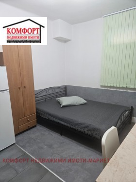 Room Shirok tsentar, Pleven 6