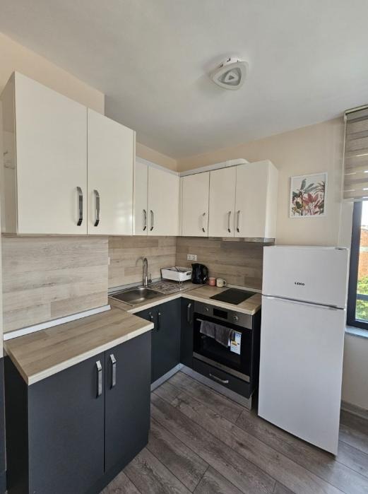 Дава под нем  1-стаен, град Пловдив, Младежки Хълм •  500 EUR • ID 94182810 — holmes.bg - [1] 