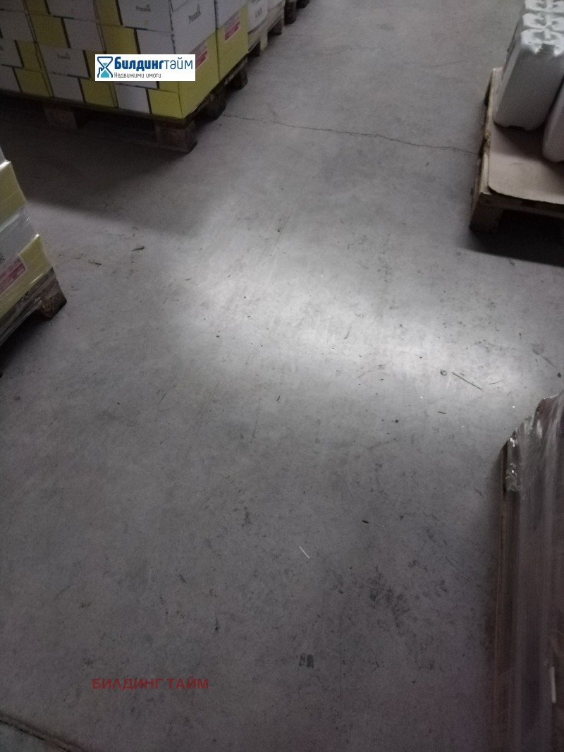 Дава под наем СКЛАД, гр. Шумен, Промишлена зона, снимка 6 - Складове - 52468575