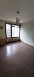 Под наем ОФИС, град София, Белите брези • 700 € / 1369.08 лв. • 39800998 10