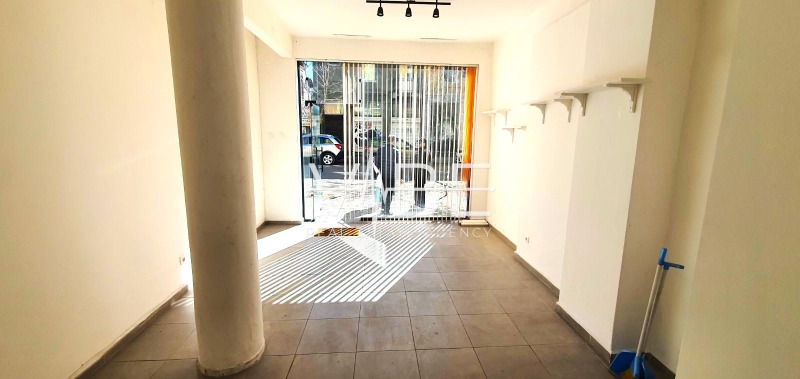En renta  Comercio Sofia , Tsentar , 32 metros cuadrados | 42375255 - imagen [2]