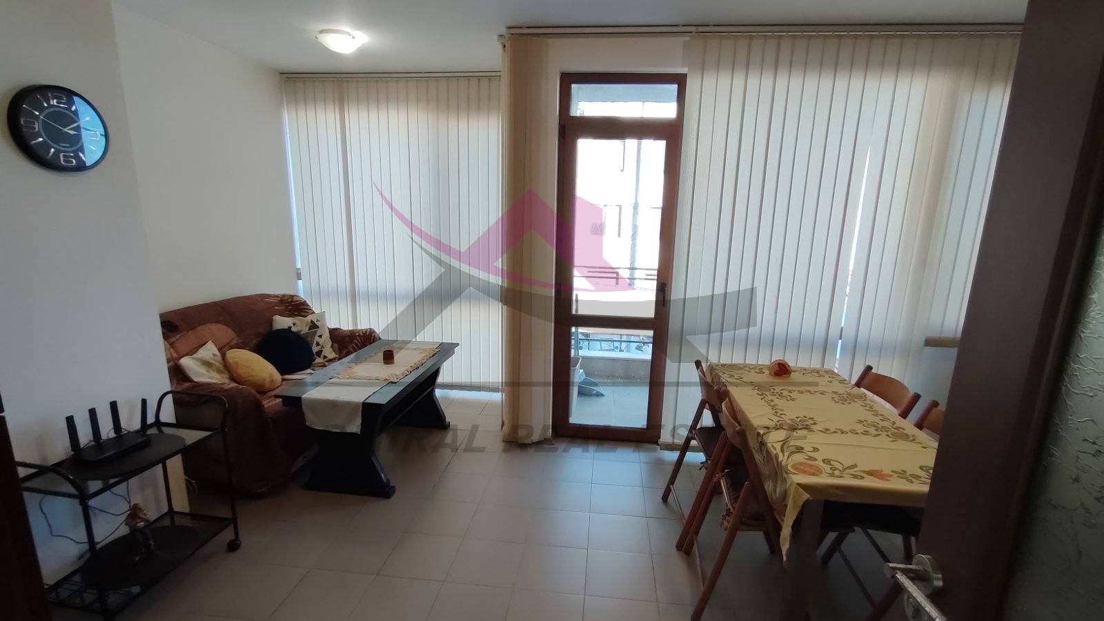 Дава под наем 2-СТАЕН, гр. Варна, Център, снимка 3 - Апартаменти - 53910825