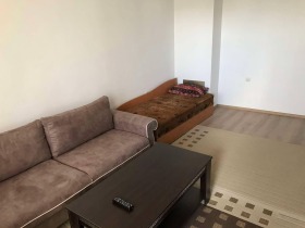 1 soveværelse Mladost 3, Sofia