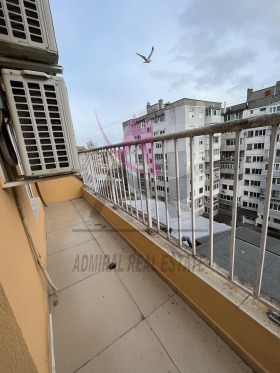 2 quartos Levski 1, Varna 6