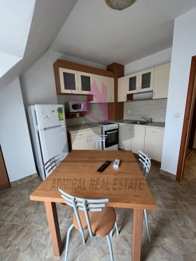 2 quartos Levski 1, Varna 1