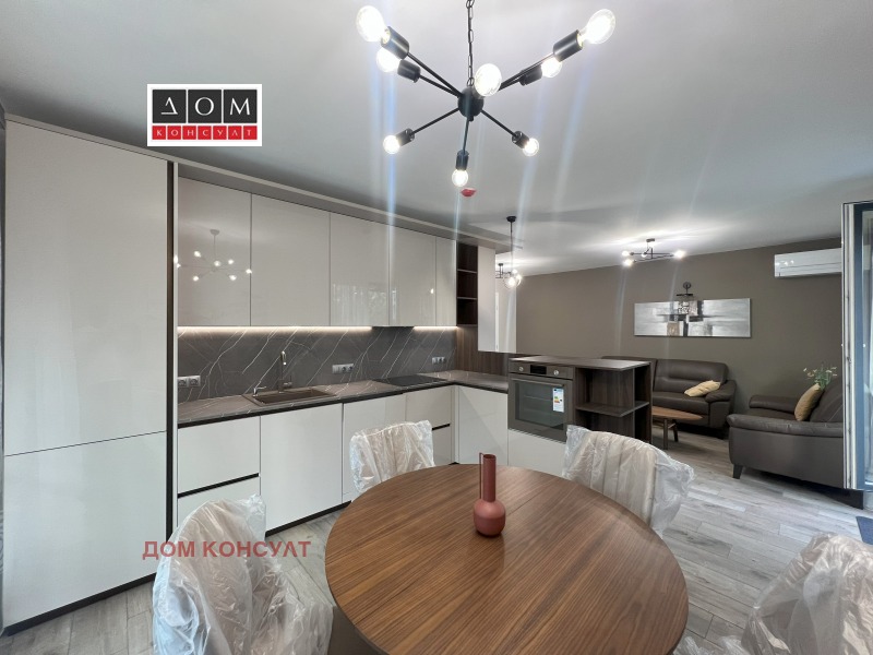 En renta  2 dormitorios Sofia , Dianabad , 110 metros cuadrados | 10356555