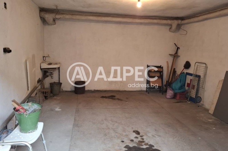 Дава под наем ГАРАЖ, ПАРКОМЯСТО, гр. Севлиево, област Габрово