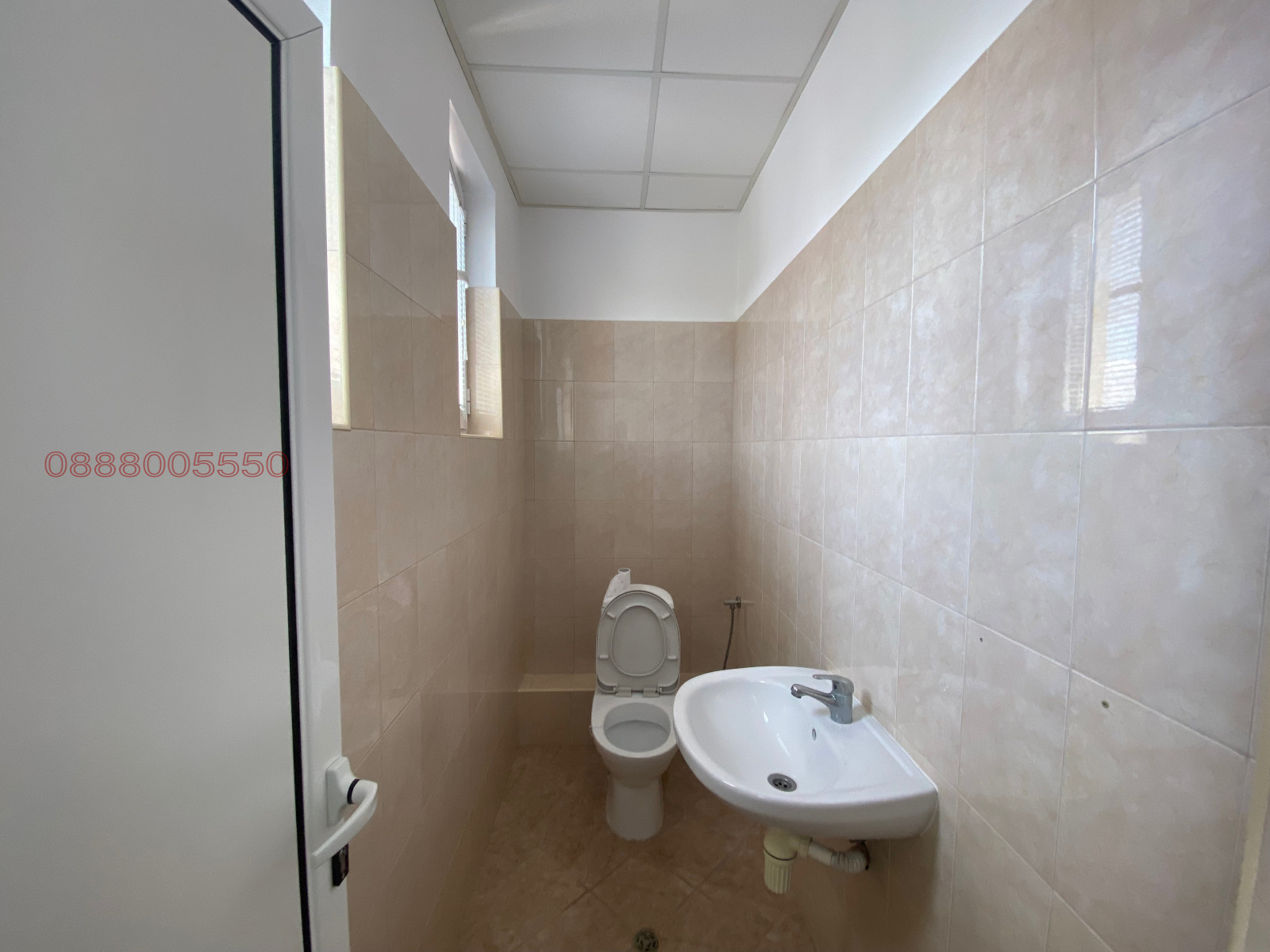 Дава под наем ОФИС, гр. Пловдив, Брезовско шосе, снимка 6 - Офиси - 54112103