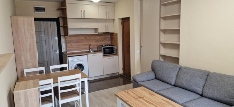 De inchiriat  Studio Sofia , Studentsci grad , 40 mp | 41086799 - imagine [2]