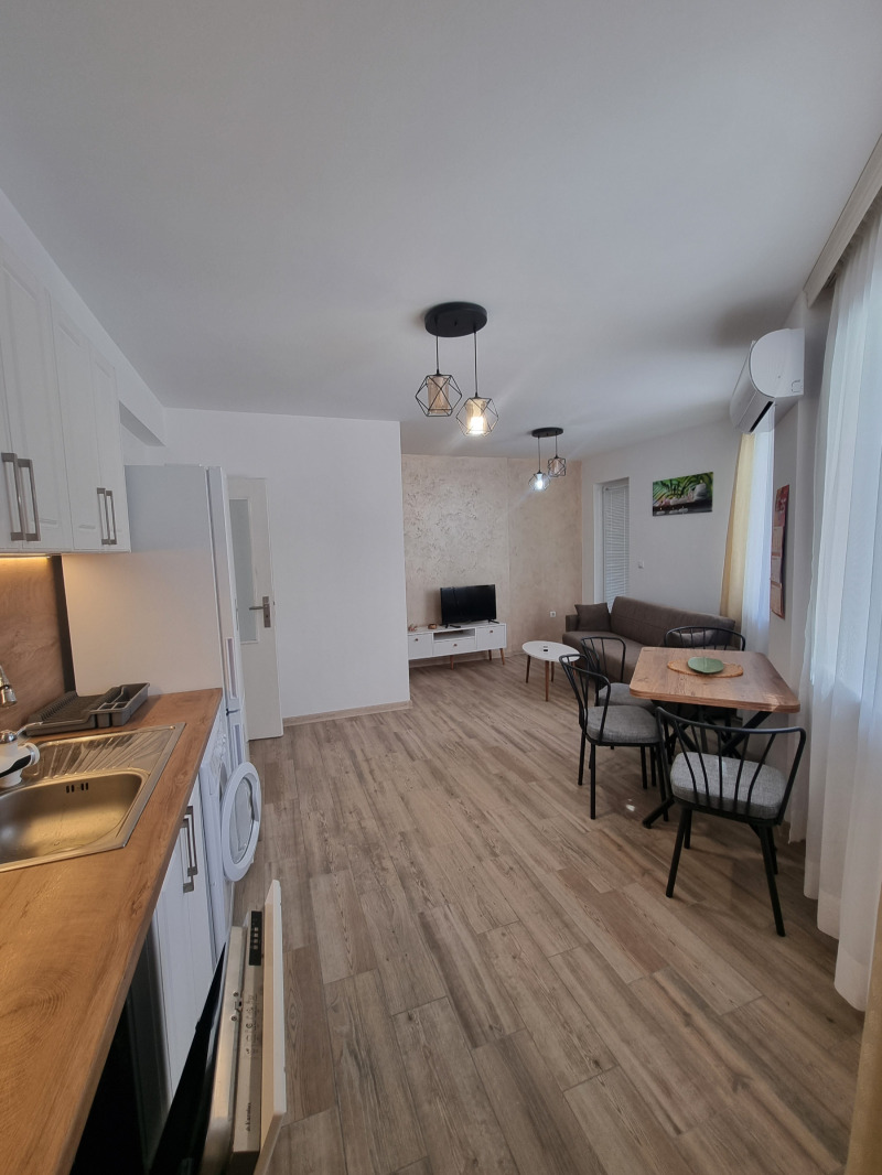 En renta  2 dormitorios Plovdiv , Yuzhen , 90 metros cuadrados | 51883593 - imagen [6]