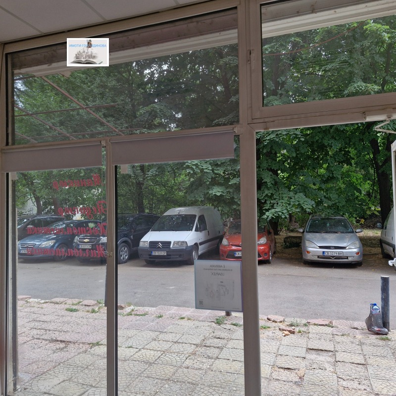 Vuokrattavana  Myymälä Sofia , Krasno selo , 18 neliömetriä | 10335353 - kuva [2]