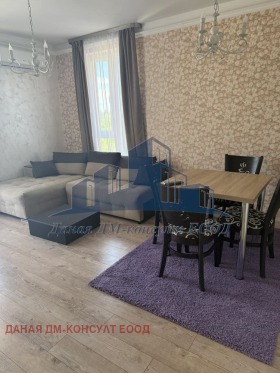 2-стаен град Шумен, Пазара