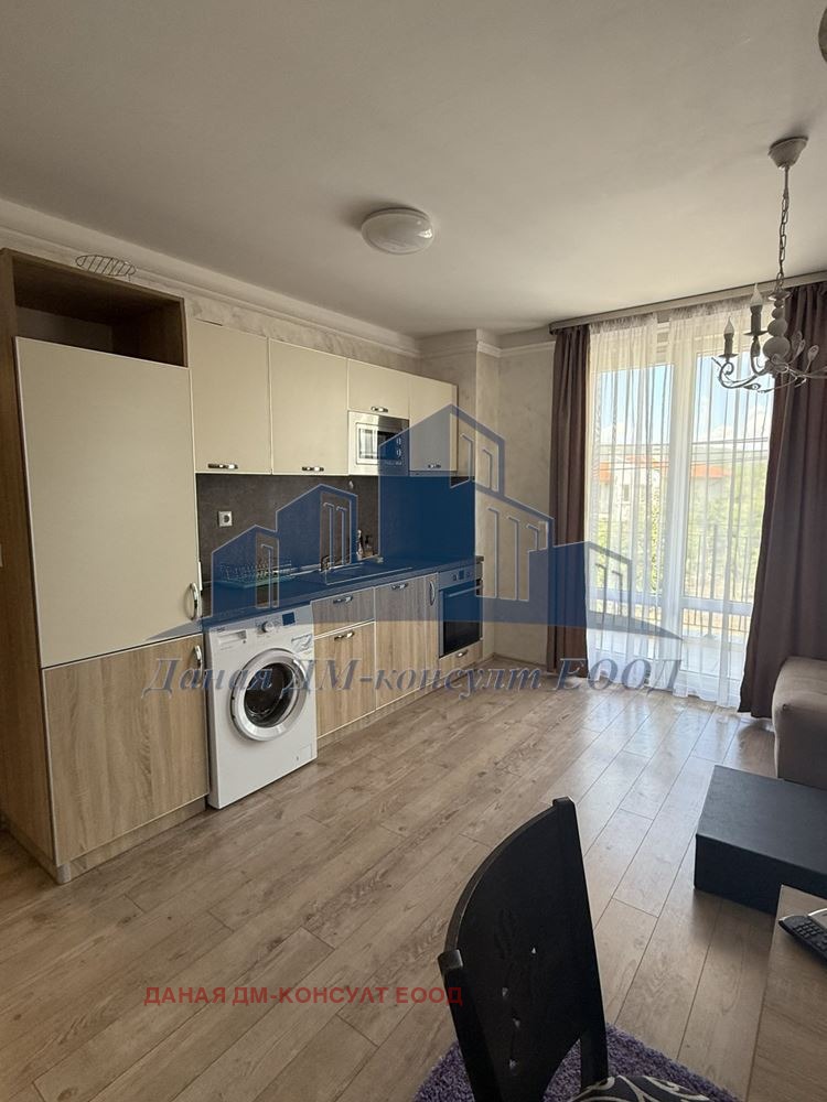 Дава под наем  2-стаен град Шумен , Пазара , 75 кв.м | 73851551 - изображение [4]