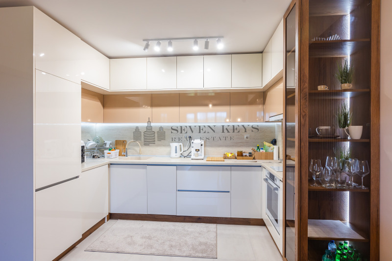 Da affittare  1 camera da letto Varna , k.k. Sv.Sv. Konstantin i Elena , 70 mq | 89125738 - Immagine [4]