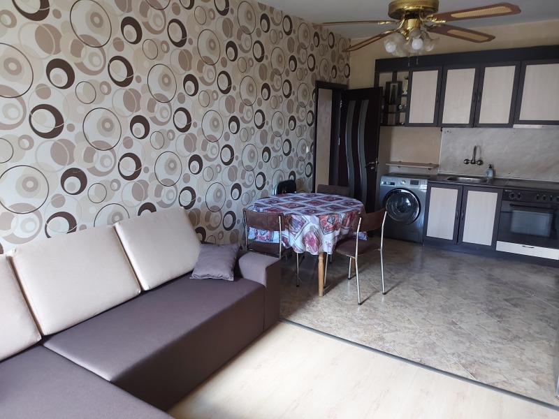 Para alugar  1 quarto Sofia , Goce Deltchev , 65 m² | 65933995