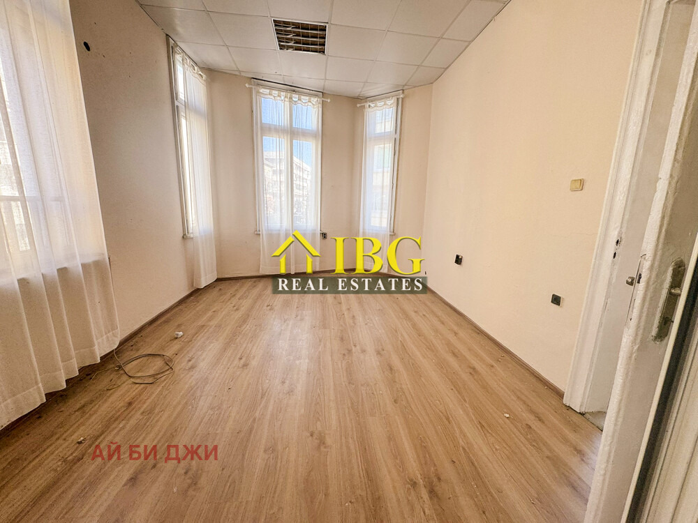 Дава под наем ОФИС, гр. Русе, Център, снимка 3 - Офиси - 56684731