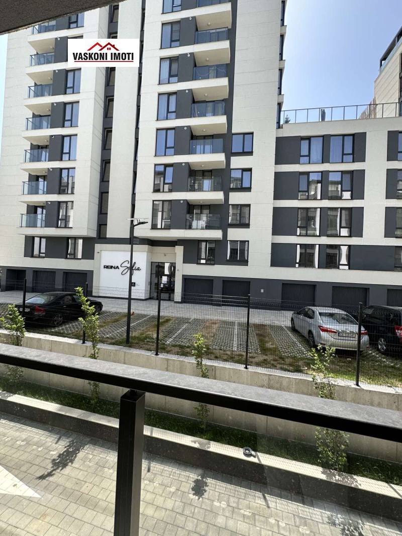 Издаје се  2 спаваће собе Софија , Витоша , 100 м2 | 40764183 - слика [13]