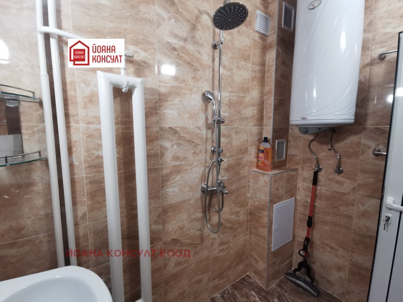 De inchiriat  Studio Pleven , Idealen țentâr , 45 mp | 96971067 - imagine [10]