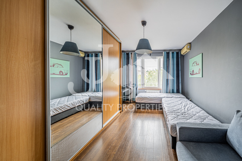 För uthyrning  3 sovrum Sofia , Iztok , 150 kvm | 84139038 - bild [12]