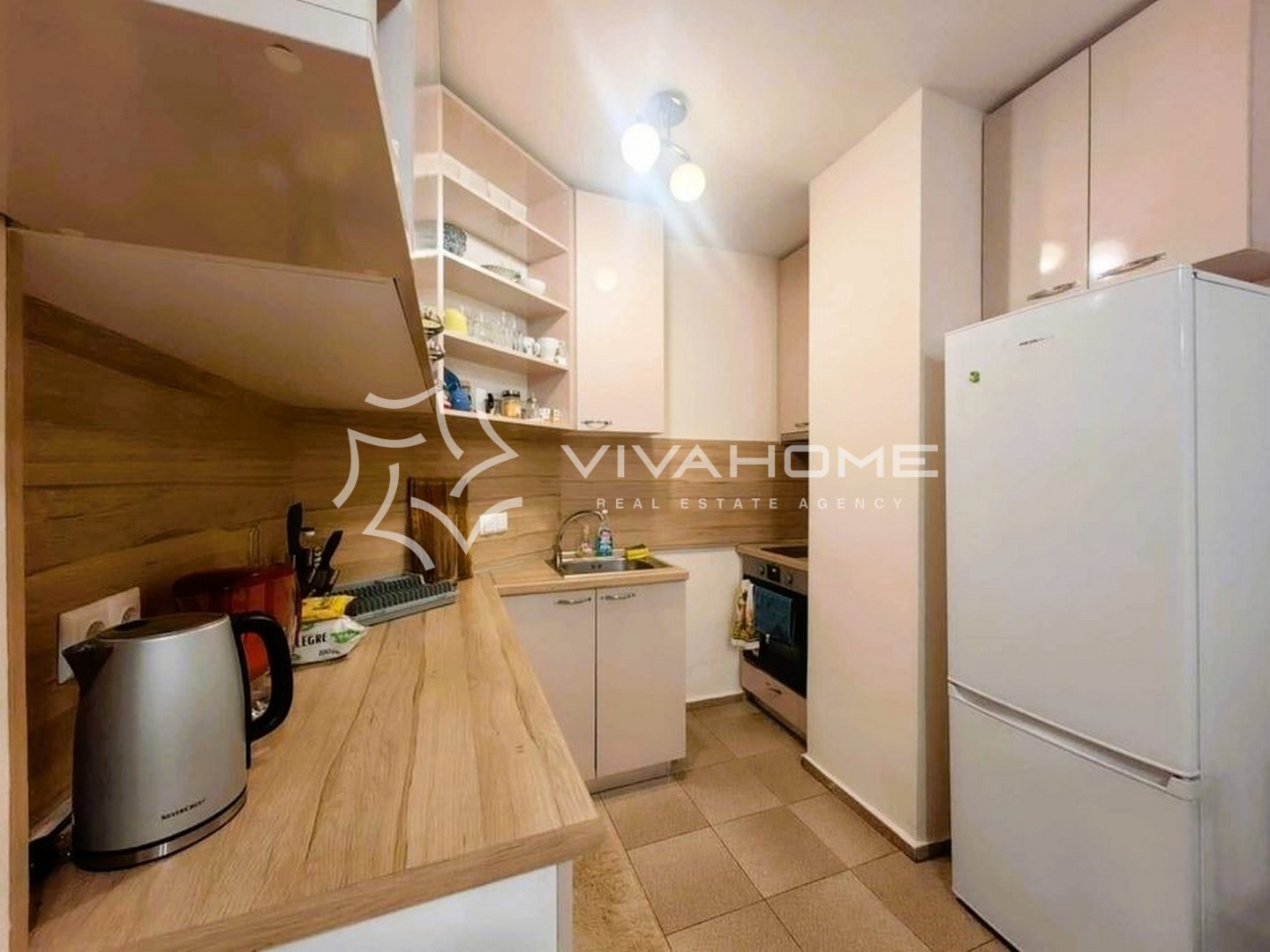 Дава под наем 2-СТАЕН, гр. Варна, Левски 1, снимка 2 - Апартаменти - 54864308