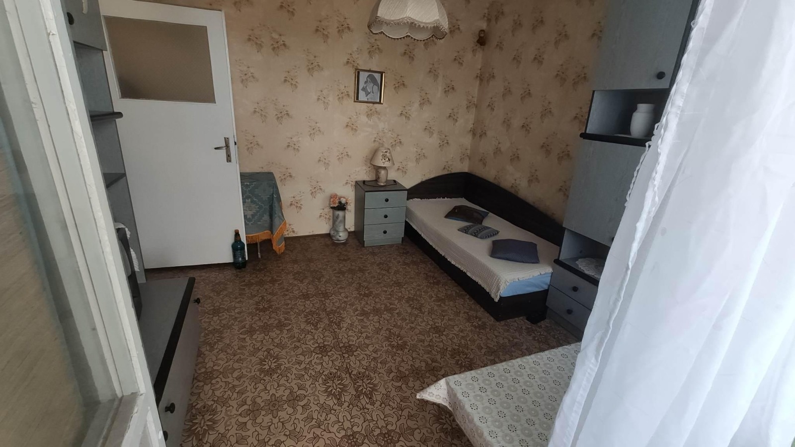 Дава под наем 2-СТАЕН, гр. Бургас, Изгрев, снимка 2 - Апартаменти - 54929918