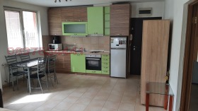 1 спаваћа соба Гео Милев, Софија 1
