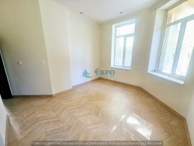 Kontor Tsentar, Sofia 4